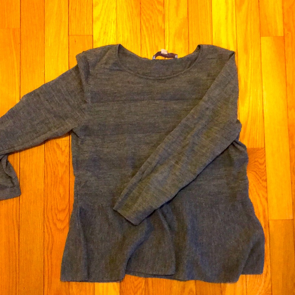 GUC LOFT sweater